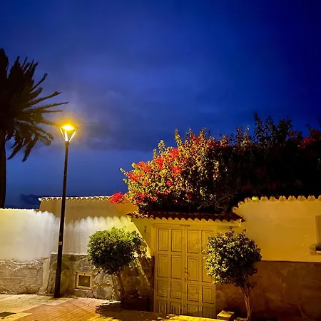 Апартаменты Oasis La Paz - Pelinor - Adults Only